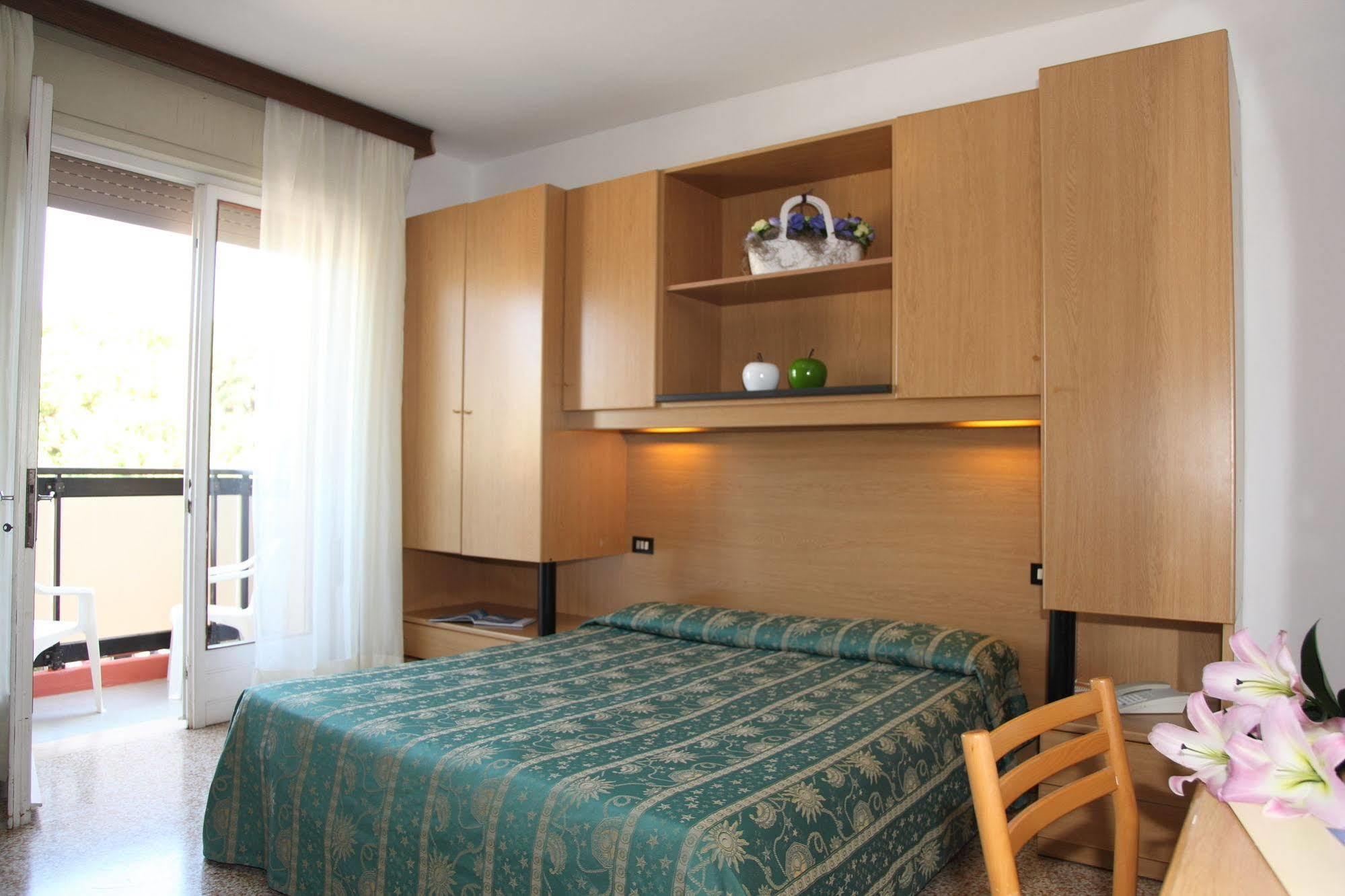 Hotel London